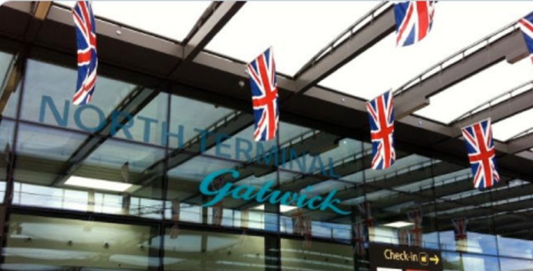 Londra tassa sugli abbracci