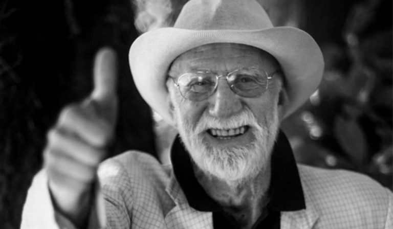 morto Luigi Albertelli