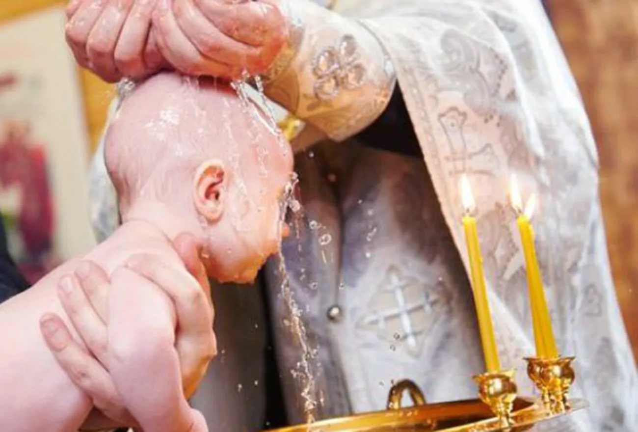 neonato morto romania battesimo