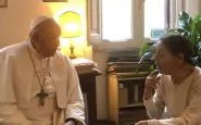 Papa Francesco visita la scrittrice Bruk