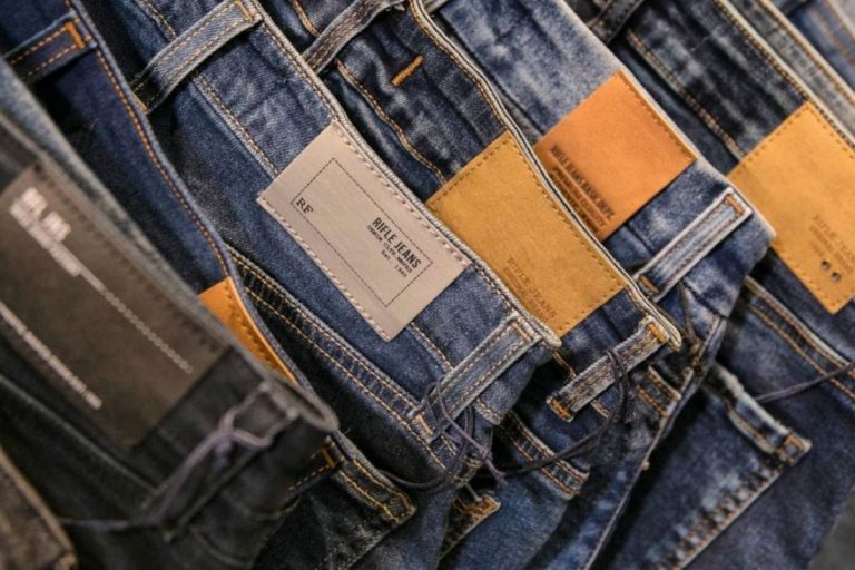 Rifle fallisce svendita dei jeans