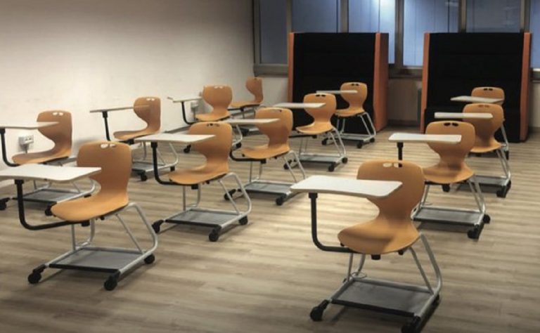 scuole chiuse pomigliano