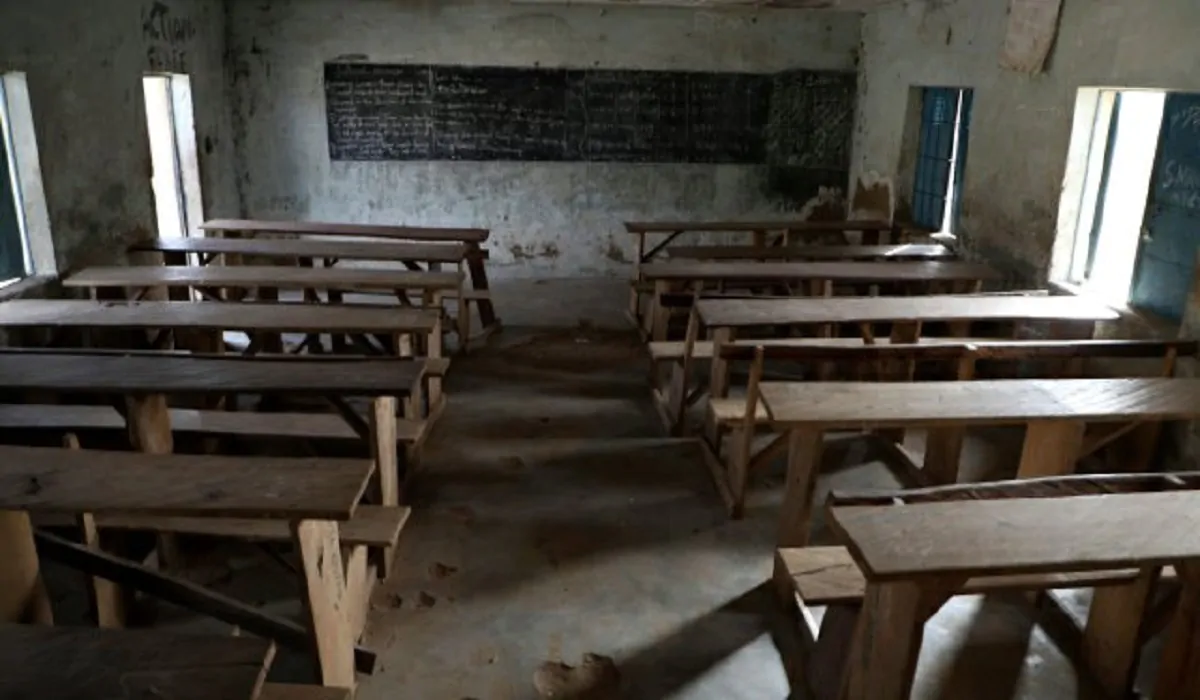 Nigeria, attacco in una scuola: oltre 300 studentesse rapite