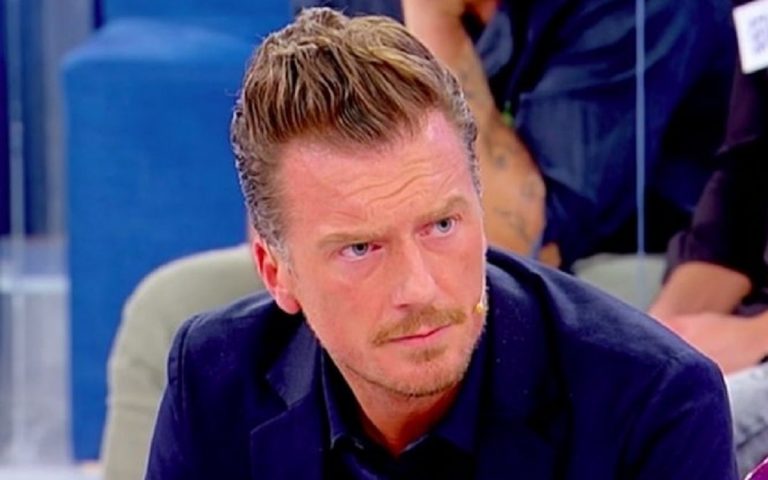 Simone Bolognesi contro Gianni Sperti