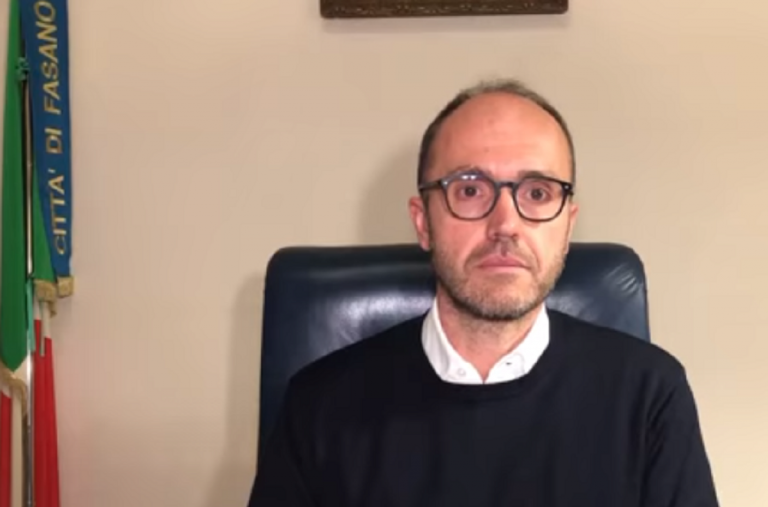 focolaio covid sindaco fasano