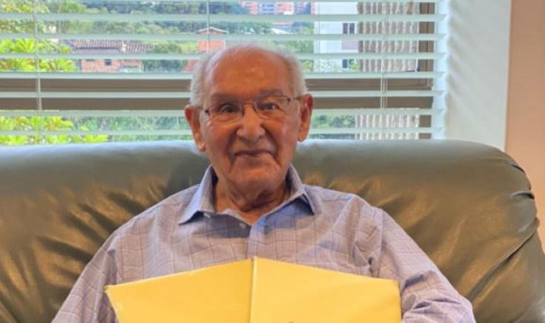 tesi di dottorato a 104 anni