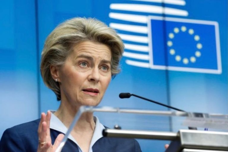 AstraZeneca Von der Leyen rispetti le consegne