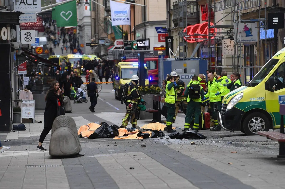 Terrorismo in Svezia: 8 accoltelati