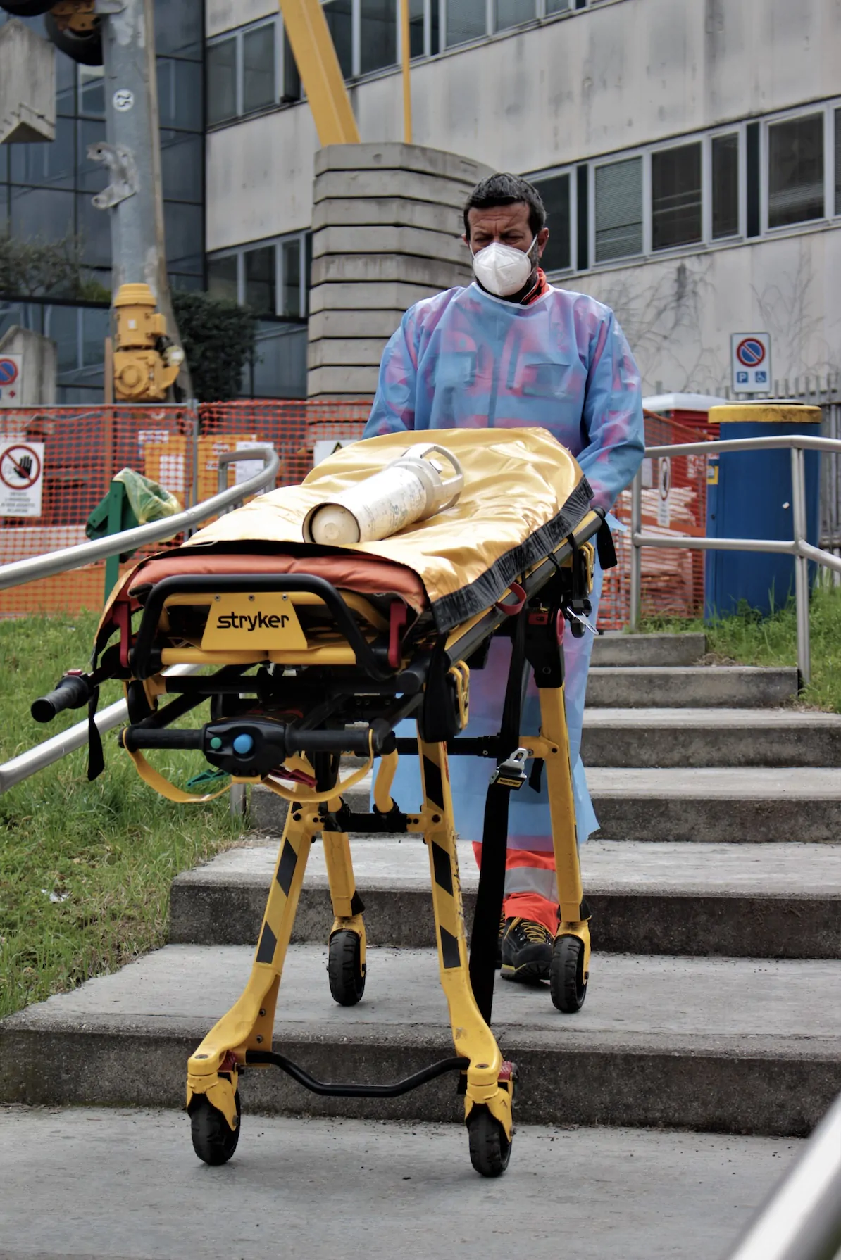 barella ospedale san carlo