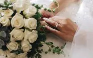 Matrimonio vietato, la sposa scappa e lascia il bouqet