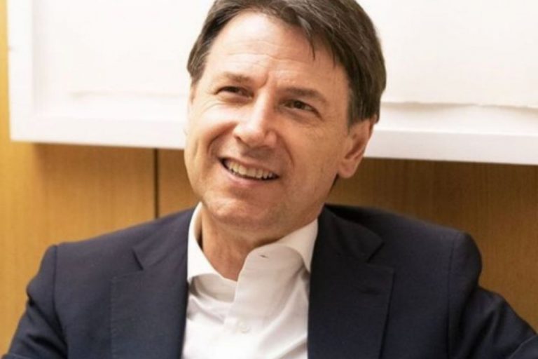 Conte lavora riorganizzazione M5s