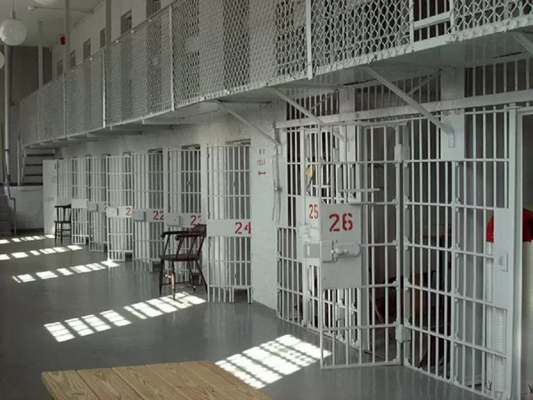 Focloaio covid nel carcere di asti