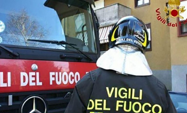 incendio salerno battipaglia morta badante