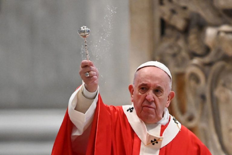Messa di Pasqua: ecco le regole per i fedeli