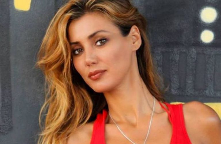 Stefania Orlando contro Daniela Martani