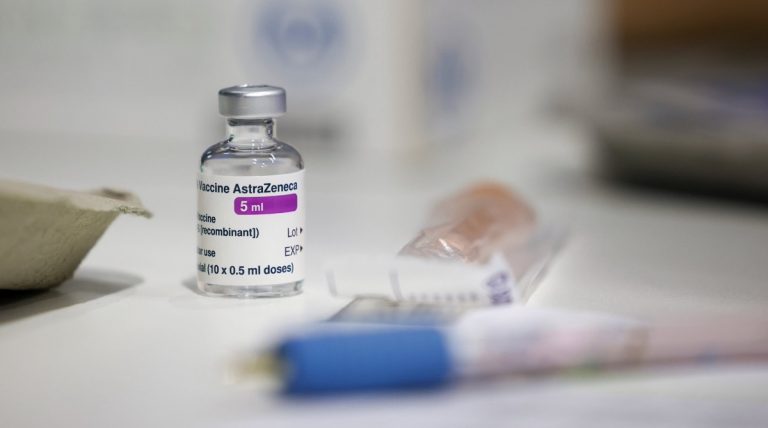 Vaccino AstraZeneca