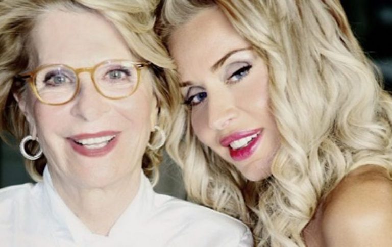 Valeria Marini madre truffata