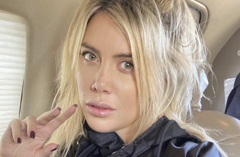 Wanda Nara foto bollente