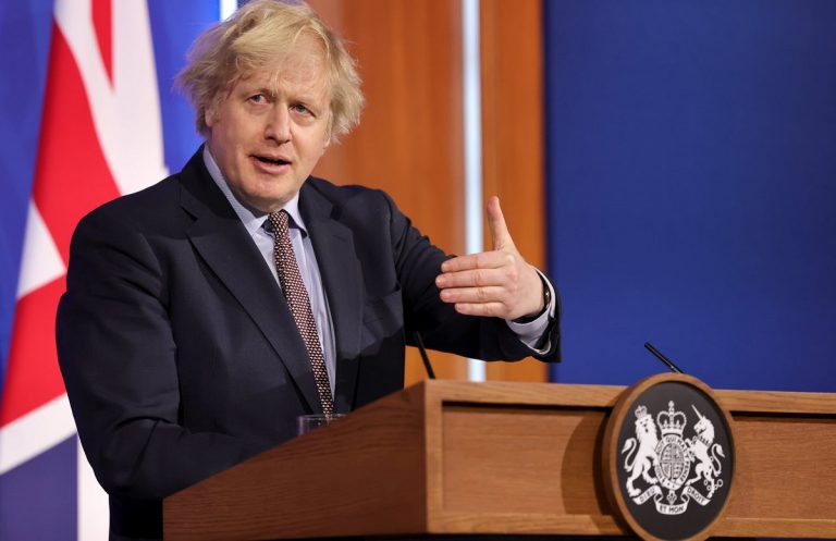 Annuncio di governo e premier Johnson