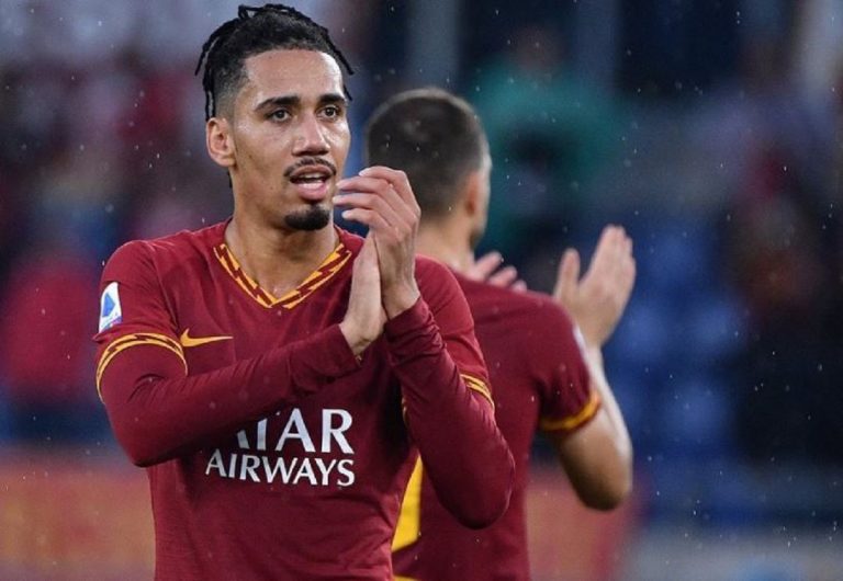 Smalling rapinato, tre uomini armati in casa