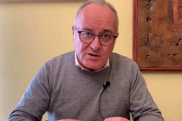 Covid sindaco perde pazienza