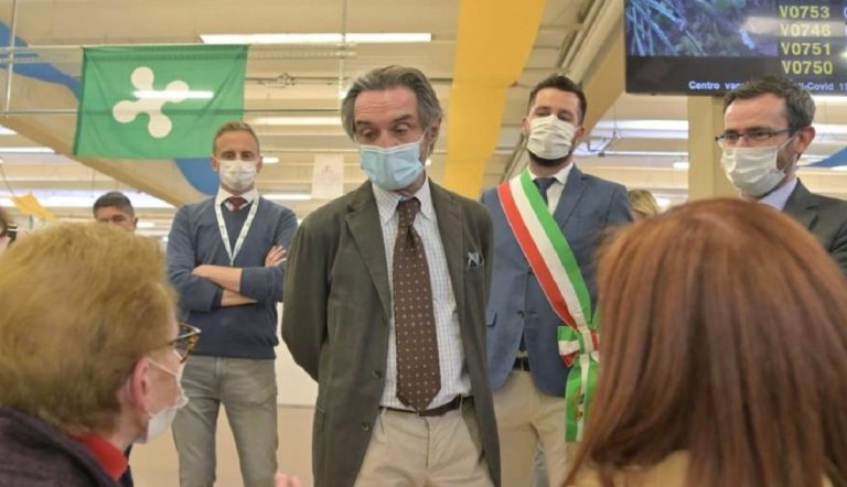 Il governatore della Lombardia auspica che dal 12 aprile cessino le limitazioni regionali