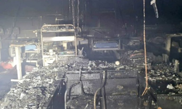 India incendio reparto covid