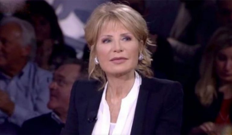 Mascherina Boschi Lilli Gruber