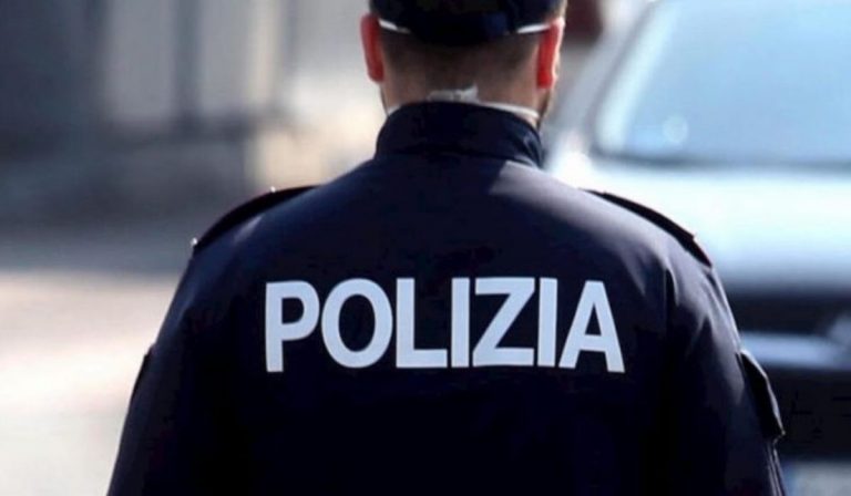 Napoli maxi assembramento