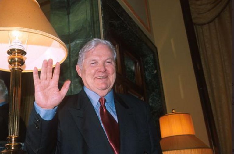 Robert Mundell morto