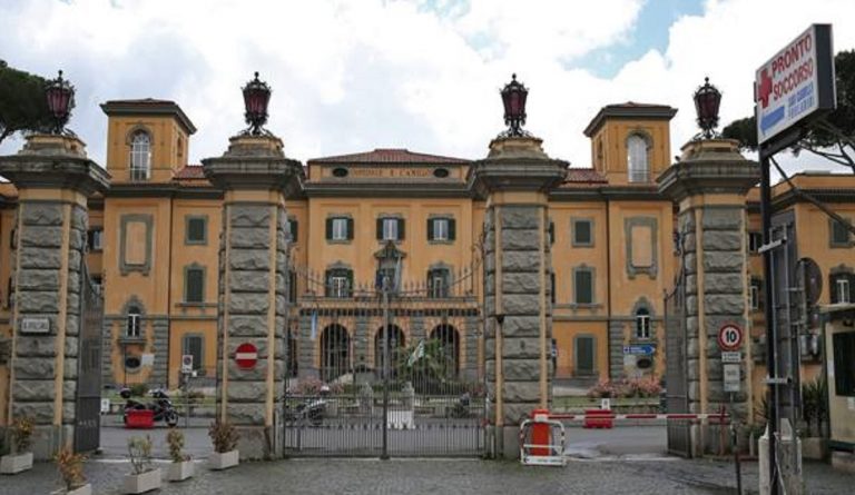 Roma, uccise la madre con una fiocina: William Leo morto