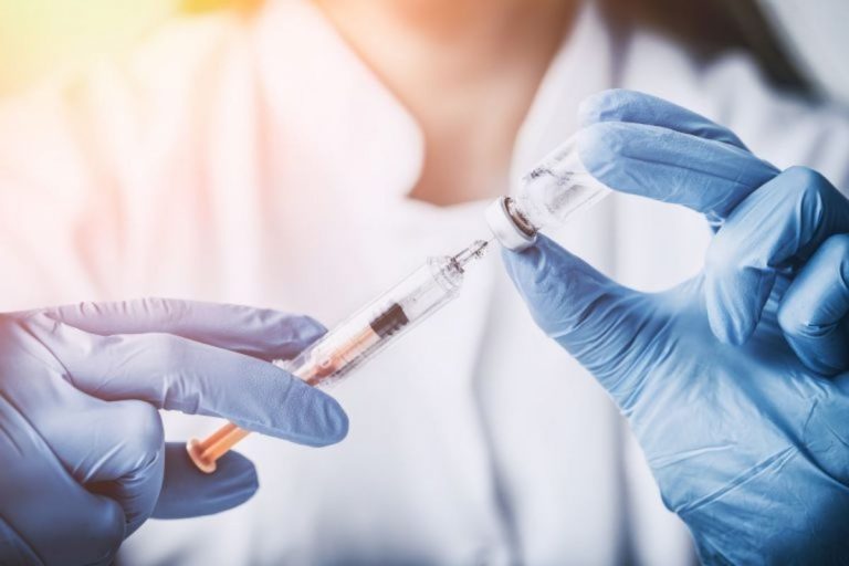 Vaccini Astrazeneca J&J volontari