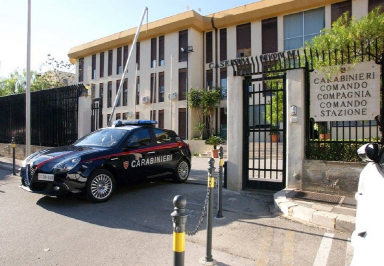Vuole stare con l'amante e avvelena il marito, in manette donna a Termini Imerese