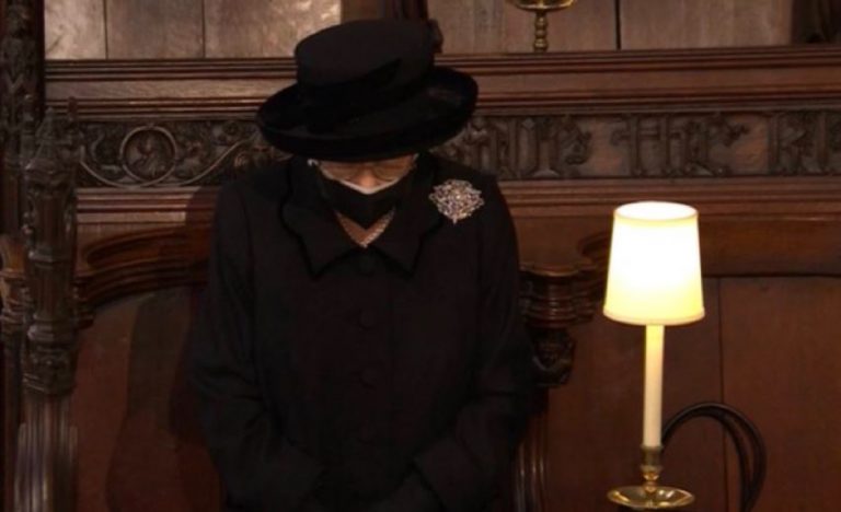 regina elisabetta funerali filippo