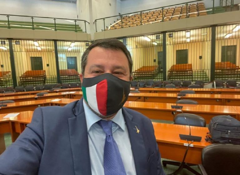 salvini rinviato a giudizio