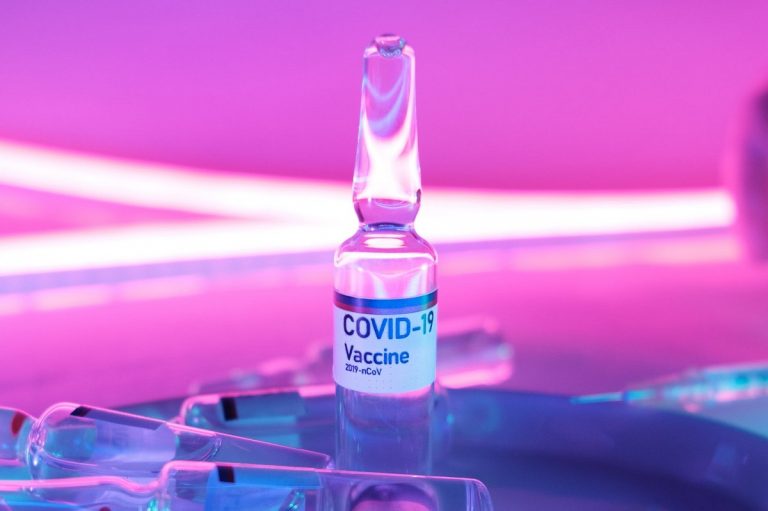 Vaccini CureVac e Novavax: nuove armi contro Covid-19