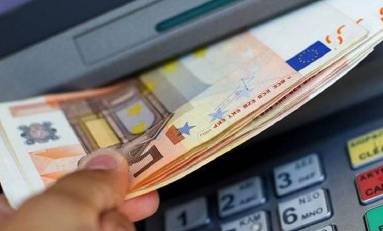 Cambiano i prelievi Bancomat, tutte le novità