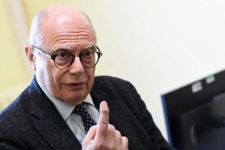 Galli coprifuoco alle 22