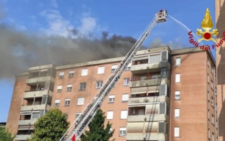 Incendio a Collegno