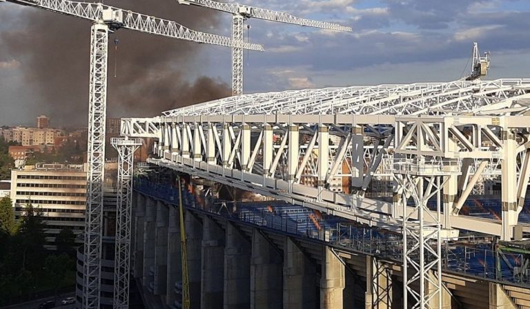 Madrid, scoppiato incendio allo stadio Santiago Bernabeu