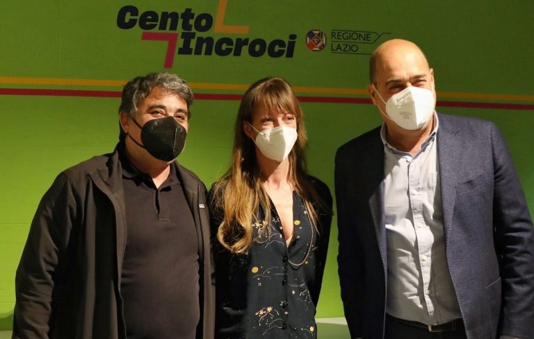 A dx, Nicola Zingaretti