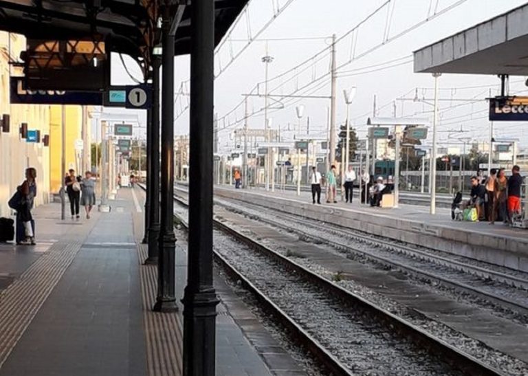 Spari in stazione a Lecco