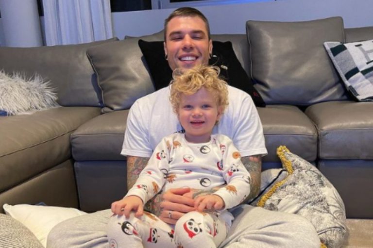 fedez con leone