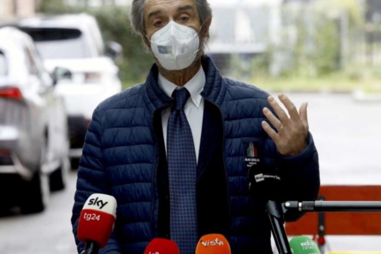 Fontana vaccini in vacanza