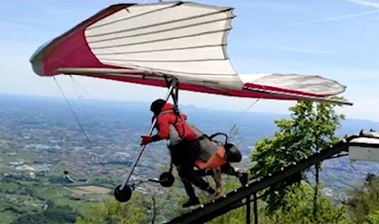 istruttore deltaplano morto