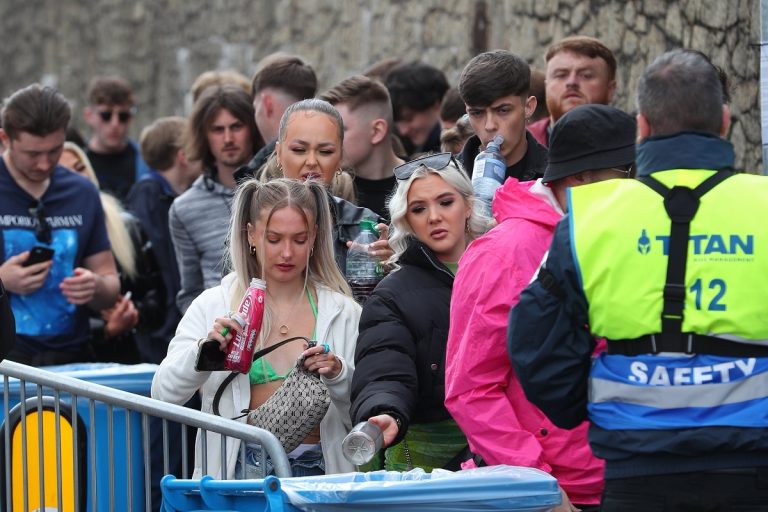 liverpool test-evento giovani covid