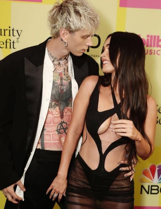 megan fox e machine guy kelly