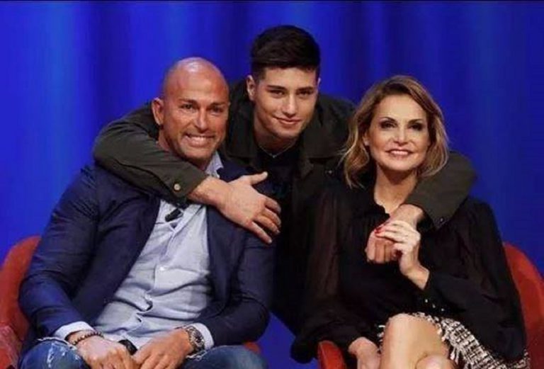 Niccolò Bettarini con i genitori