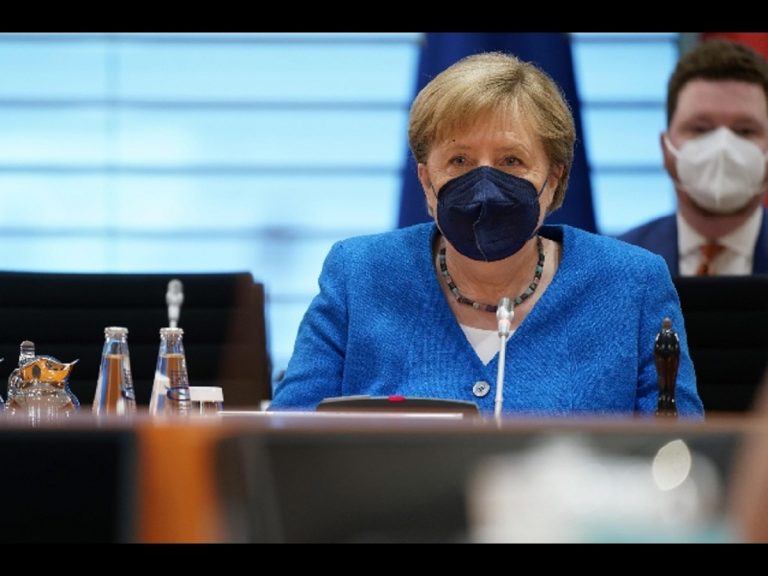 Regno Unito, la proposta della Merkel della quarantena