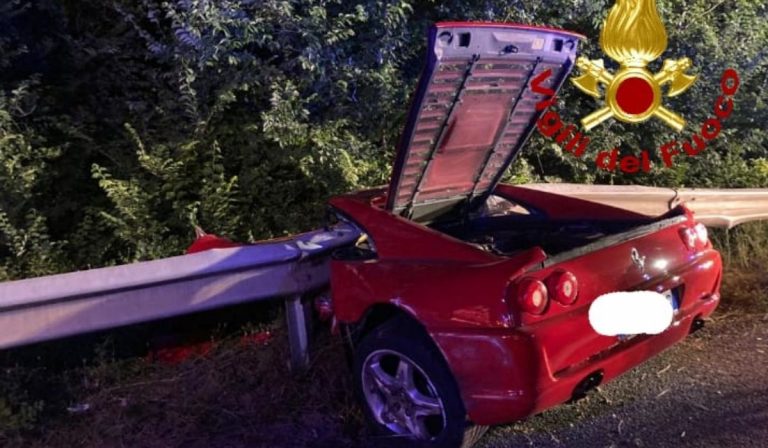 Morto su una Ferrari